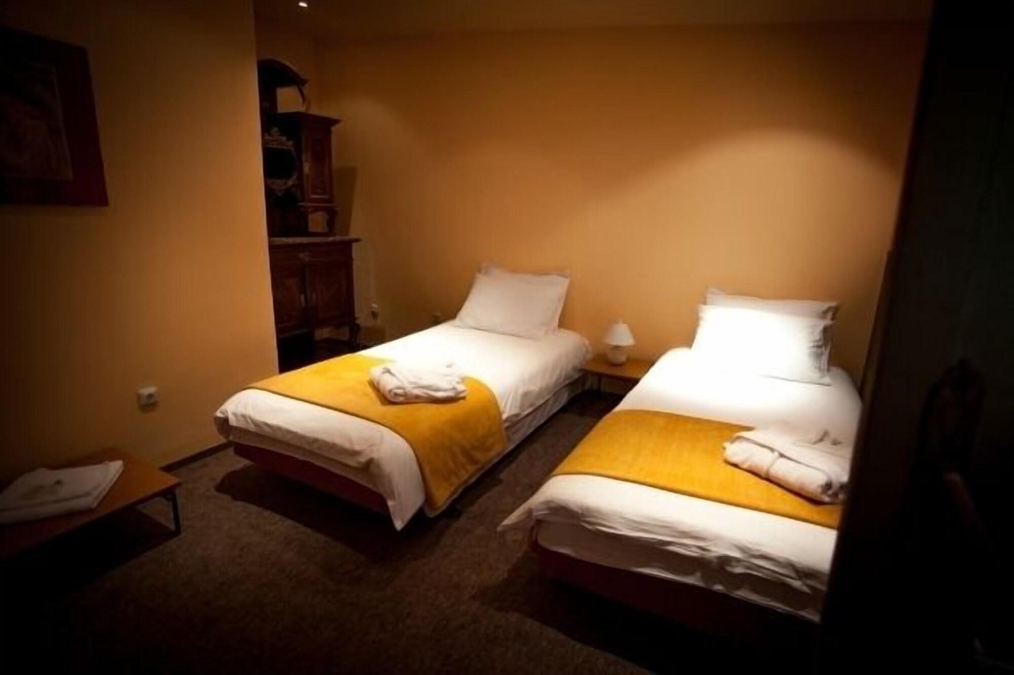 Deja Vu Guesthouse Cluj-Napoca Buitenkant foto
