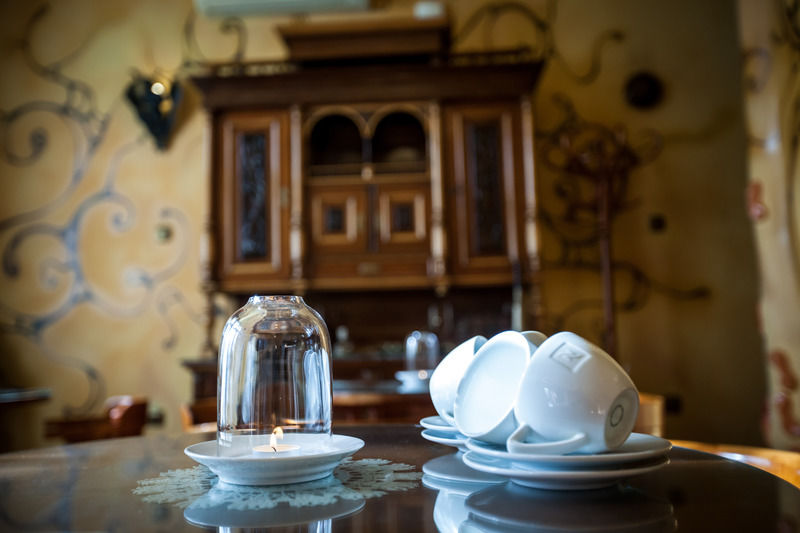 Deja Vu Guesthouse Cluj-Napoca Buitenkant foto