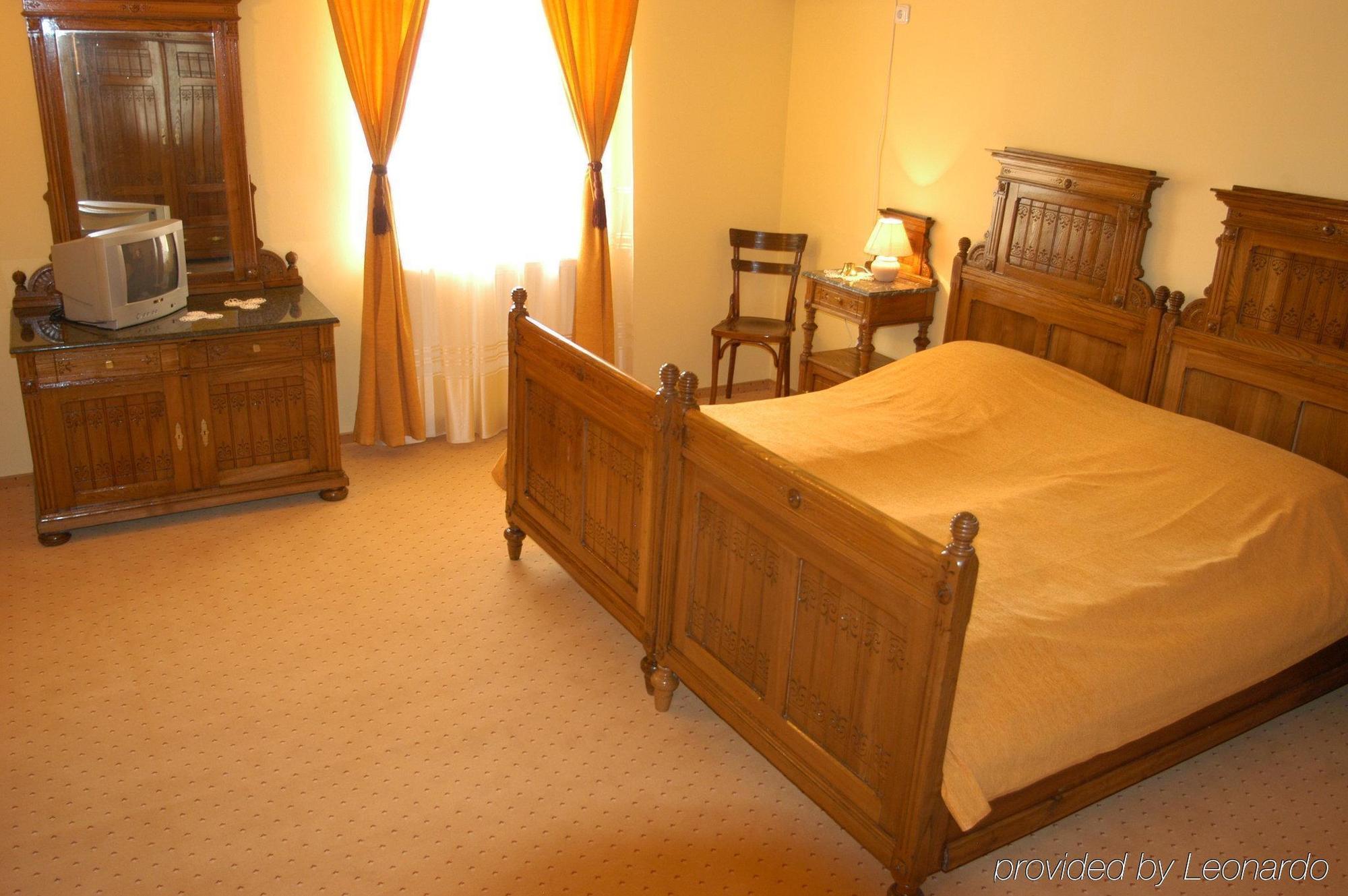 Deja Vu Guesthouse Cluj-Napoca Kamer foto
