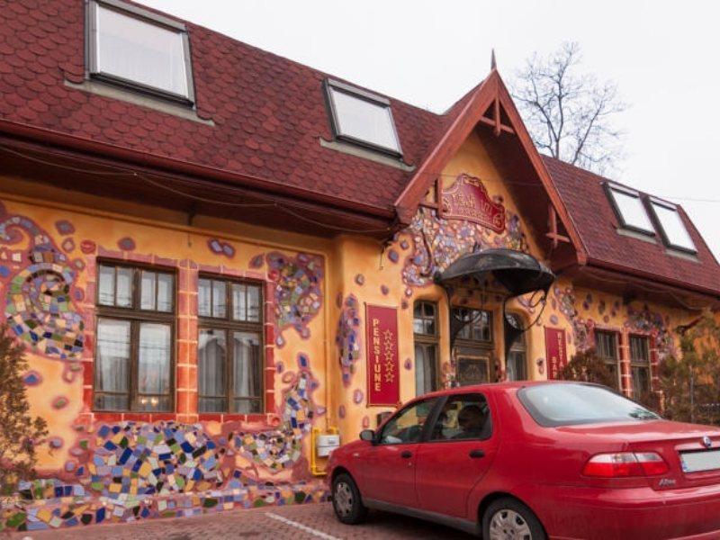 Deja Vu Guesthouse Cluj-Napoca Buitenkant foto