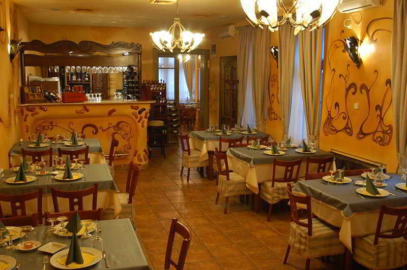 Deja Vu Guesthouse Cluj-Napoca Buitenkant foto